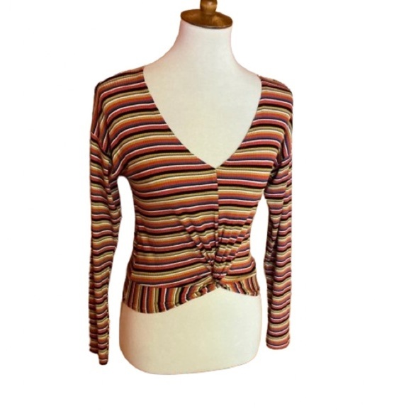3 for 20 $ bundle Miss Love bright striped cropped top - Picture 1 of 10